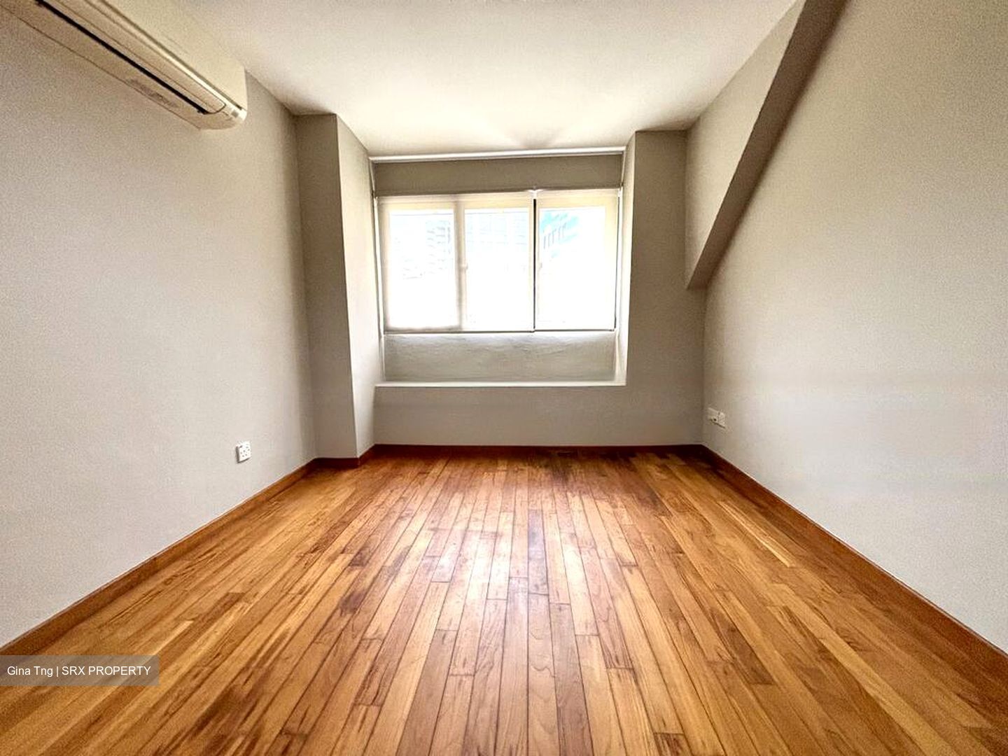 Tivoli Gardens (D19), Terrace #471637951